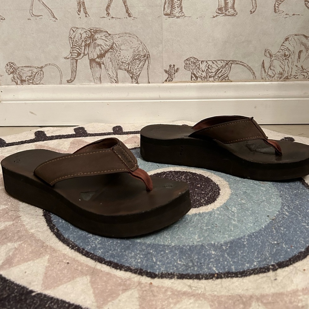 Reef Women’s Chocolate Brown Platform Sandals, Sz. 8
